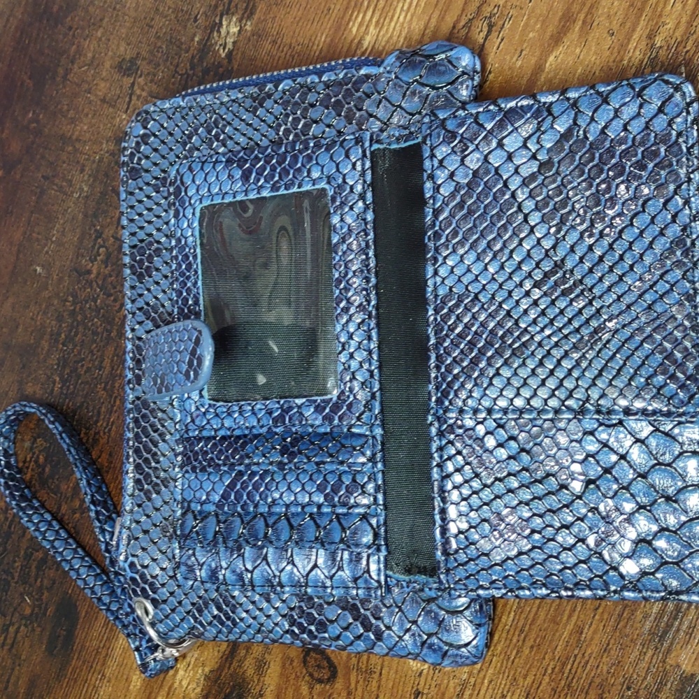 Python Embossed Faux Leather Wristlet/Wallet - Picture 5 of 7